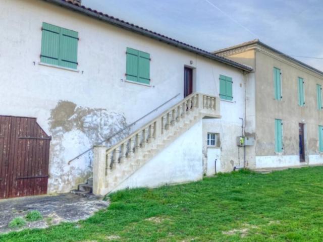 Ensemble de 220m² en 2 maisons avec dépendances