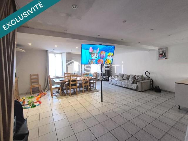 Ensemble de 2 maison avec garage
