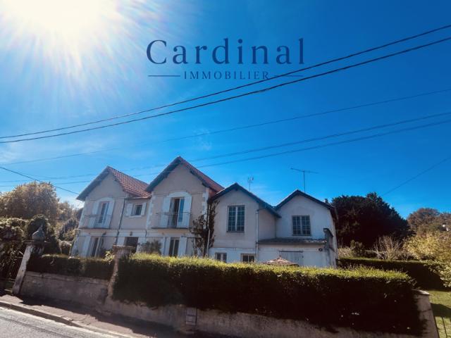 Ensemble de 2 maisons 150 m2 + 80 m2, Parc 1640 m2, garage 6