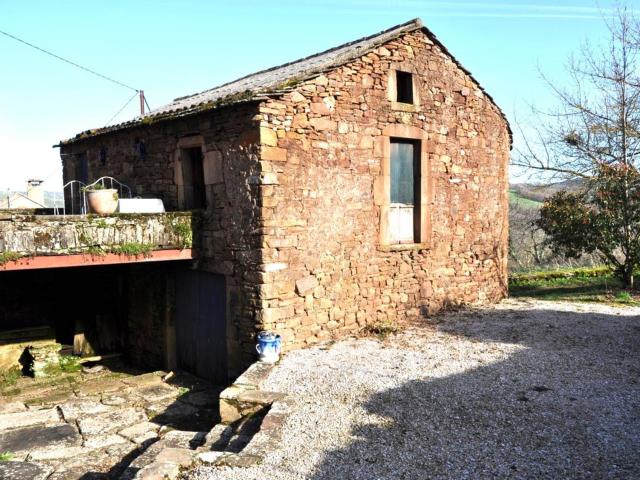 Ensemble de trois Maisons 450m² Saint Sernin sur Rance