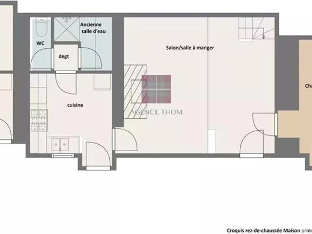 Ensemble de charme: maison principale avec deux hébergements s