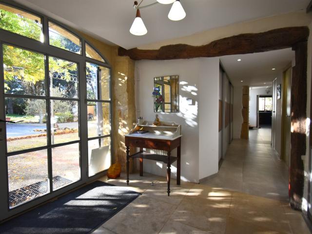 Ensemble de deux maison, deux piscines et gros potentiel loc. 475m² Puy l'Evêque