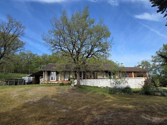 Ensemble de deux maisons sur 1,5ha de terrain 300m² Villeneuve