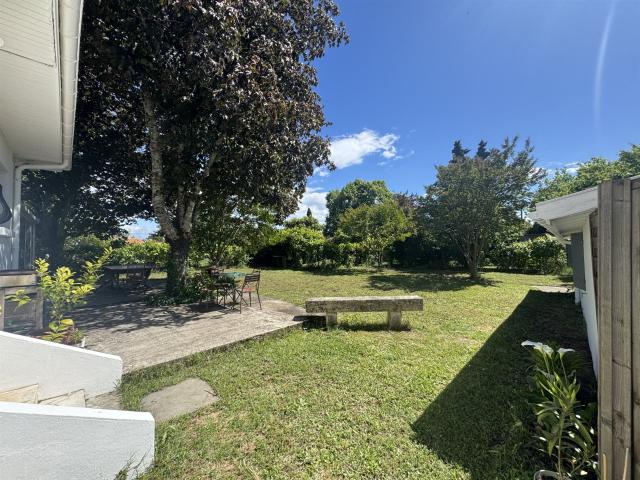 Ensemble Immobilier: Maison 3 Chambres + T2 + Grand Garage 153m² Saint Macaire