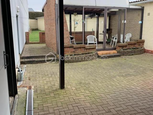 Ensemble immobilier Maison+Local commercial+Magasin