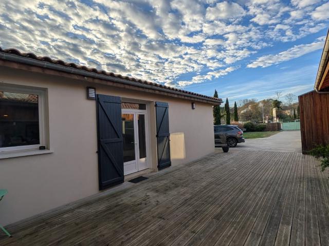 Ensemble Immobilier Neuf Avec Jardin Au Centre Ville De Cast. 200m² Casteljaloux