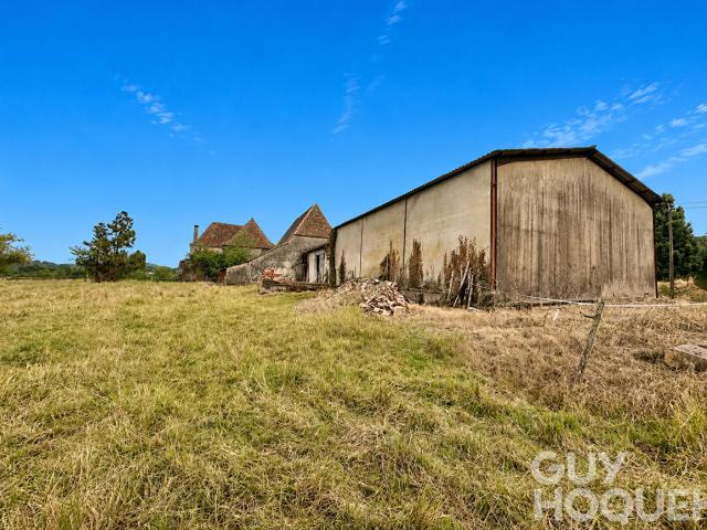 Ensemble immobilier avec grange et bâtiment agricole proche d'ORTHEZ
