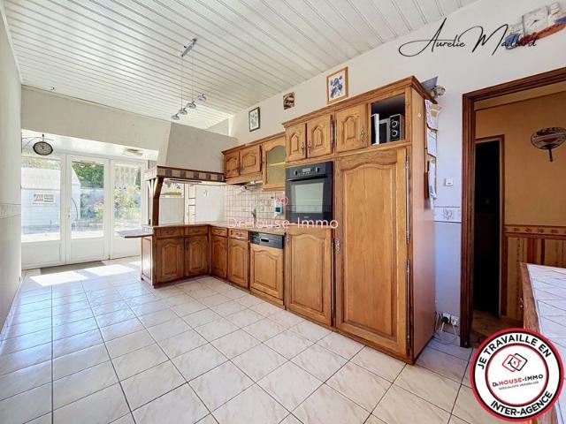 Ensemble immobilier avec dépendance et seconde habitation terrain de 1 327 m²