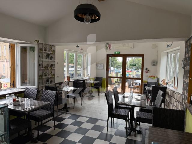 Ensemble Immobilier avec du potentiel à Châteauneuf Grasse 179m² Châteauneuf Grasse