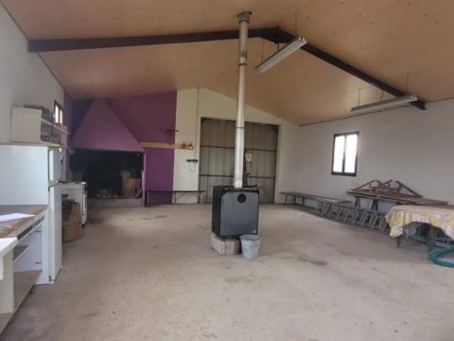 Ensemble immobilier avec terres agricoles