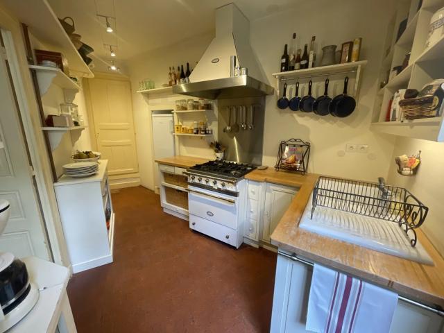 Ensemble immobilier: charme, volume et potentiel à exploite. 219m² Loudun