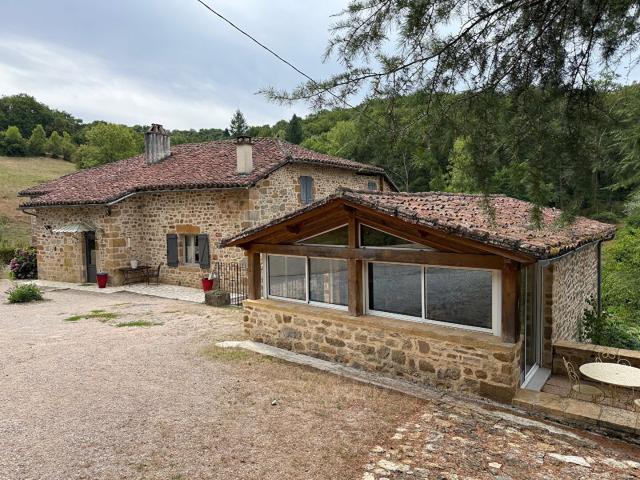 Ensemble immobilier de caractère 288 m² 288m² Figeac