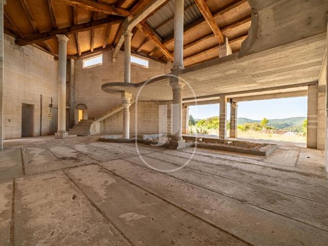 Ensemble immobilier de caractère à vendre à Saint Martin de. 646m² Saint Martin de Valgalgues