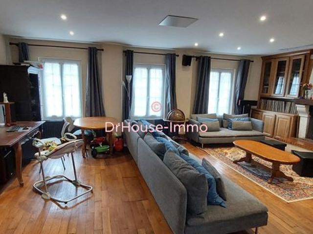 ENSEMBLE IMMOBILIER DE CARACTERE de 325 m²