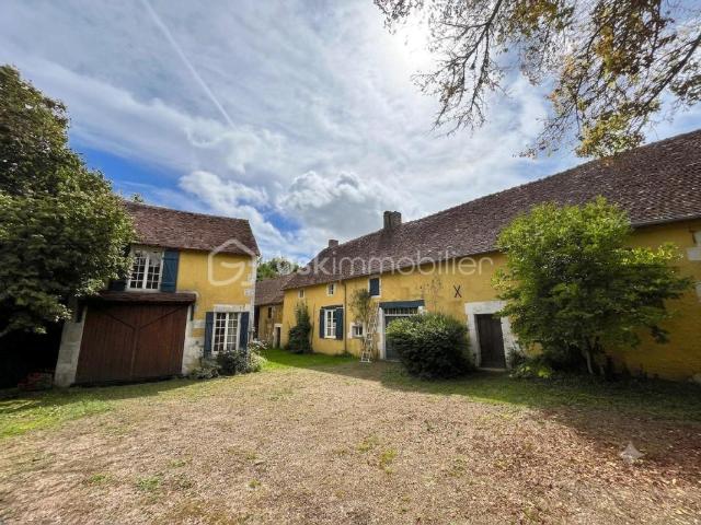 Ensemble immobilier de caractère & havre de paix au cœur de la Puisaye