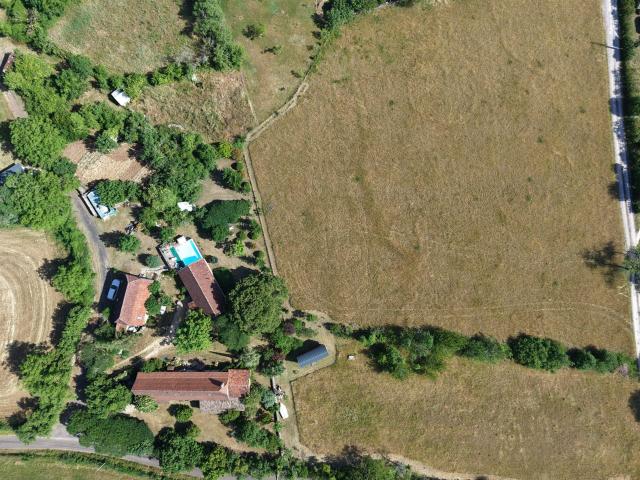 Ensemble immobilier de charme avec deux habitations et parc. 190m² Saint Chels