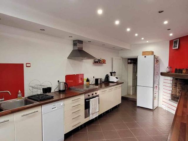 Ensemble immobilier de 164,50 m2 sur un terrain de 719 m2, S