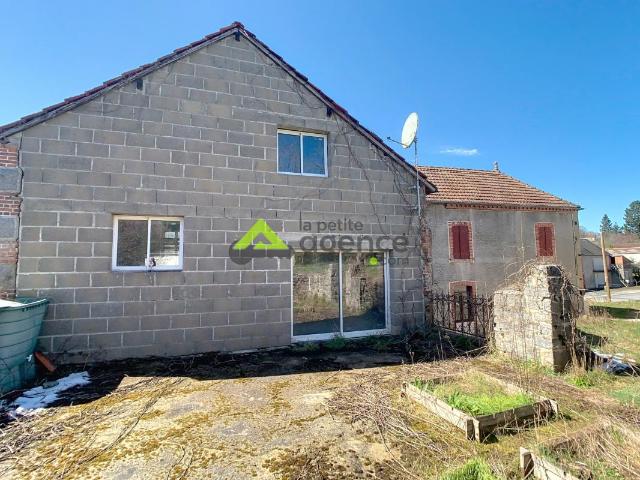 Ensemble immobilier de 297 m2 à rénover forte rentabilité