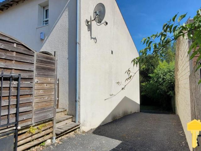 Ensemble immobilier de 2 appartements mitoyens de type T3 av. 108m² Montpellier de Médillan