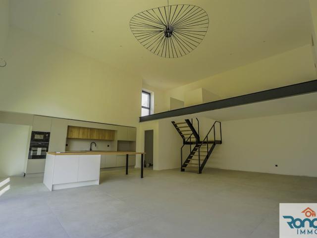 ensemble immobilier de 2 maisons de 273 m2 222m² Villecomte