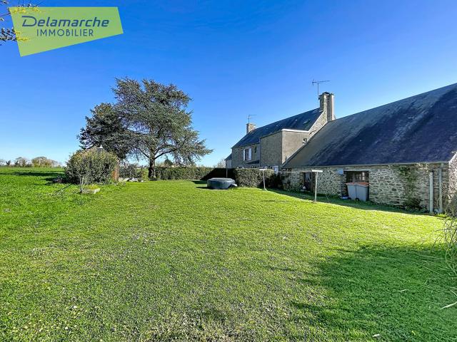 Ensemble immobilier de 2 maisons en pierres Baie du Mont Saint Michel