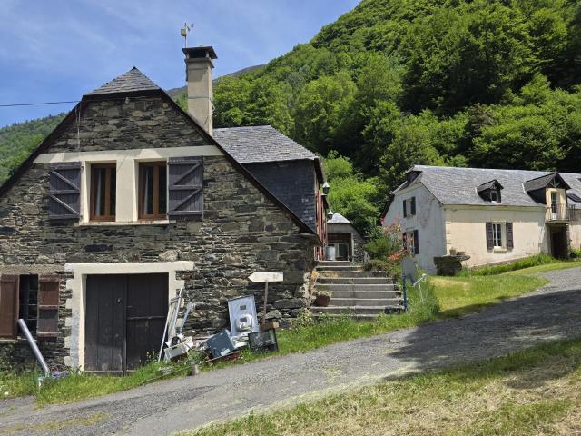 Ensemble immobilier de 3 bâtiments Val d’Azun Hautes Pyrénées