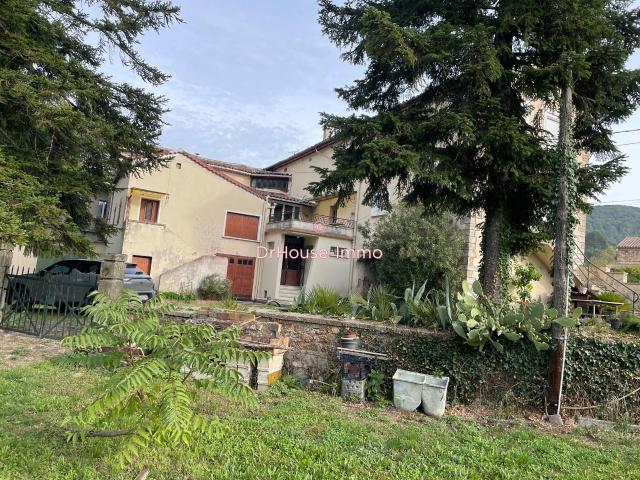 ENSEMBLE IMMOBILIER DE 637 M2 SUR 8400 M2 DE TERRAIN