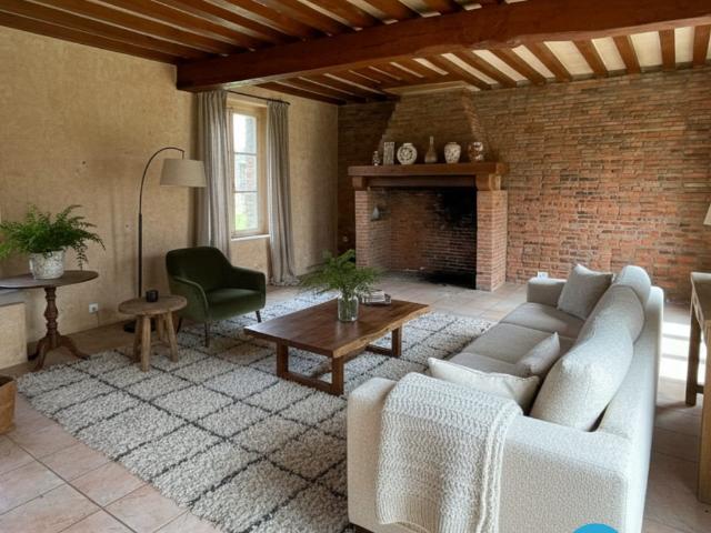 Ensemble immobilier avec gros potentiel ! 125m² Etalondes
