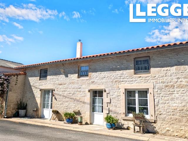 Ensemble immobilier en pierre – 2 maisons 178 et 113 m² – Piscine – Hangar Garages Atelier 2286 m²
