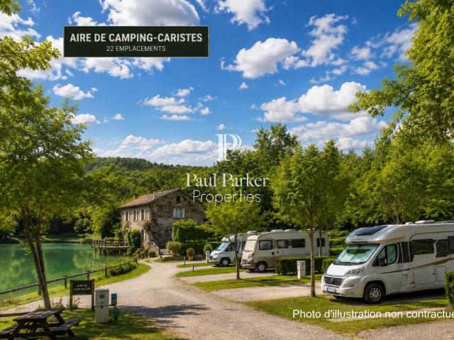 ENSEMBLE IMMOBILIER EN PIERRE DE CARACTÈRE & DOMAINE ÉCO TOURISTIQUE SAINT CLAR 3,66HA