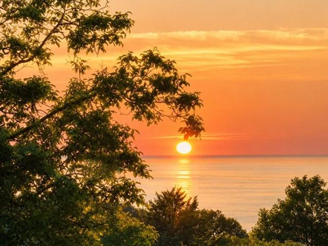 ENSEMBLE IMMOBILIER ENTRE MER ET CAMPAGNE