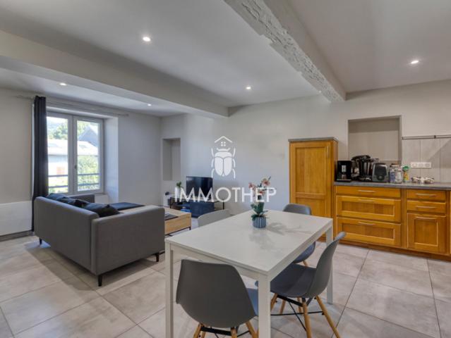ENSEMBLE IMMOBILIER: LOCAL COMMERCIAL APPARTEMENT GRANGE