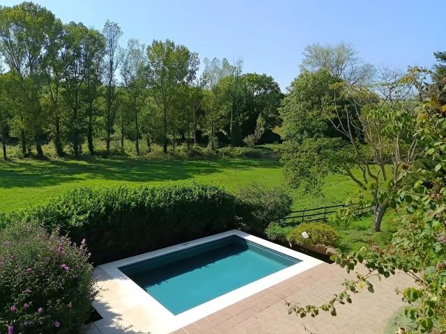 Ensemble immobilier rare, autonome et rentable
