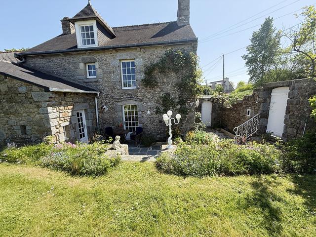 Ensemble immobilier sur 3947m2 de terrain