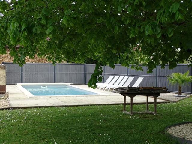Ensemble immobilier Saint Leon Sur Vézère 8 pièce s 210.48 m2