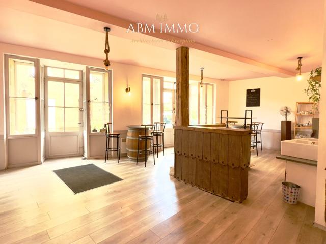 Ensemble Immobilier Village Medieval De Cadouin 191m² Cadouin