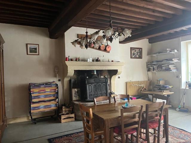 Ensemble immobilier 137m2 avec dépendance et terrain