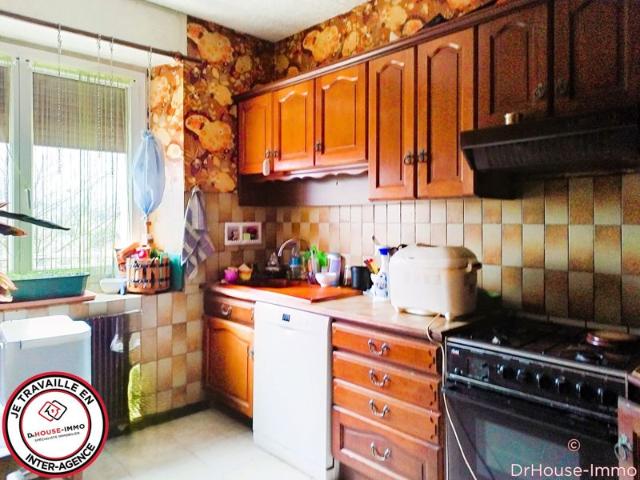 Ensemble immobilier 3 habitations 9 pièces jardin 900m²