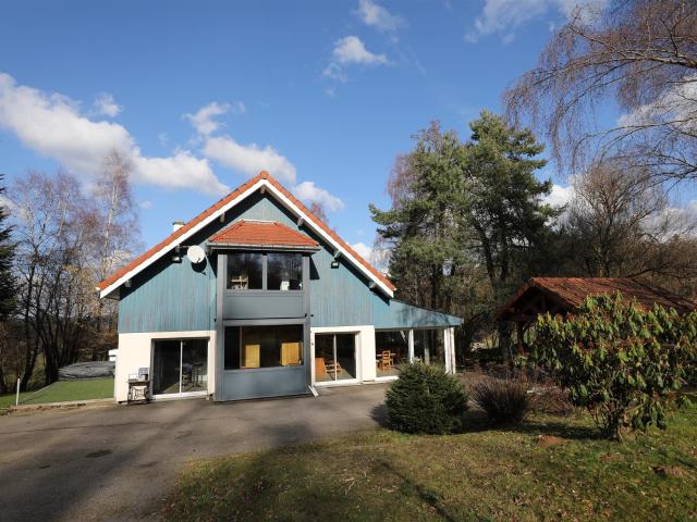 Ensemble immoblier dans la nature 3,7 hectares de terrain 159m² Le Tholy