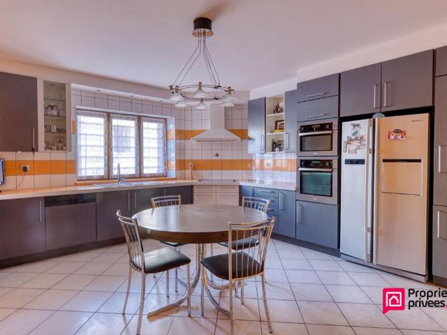 Ensemble Maison + Appartement sur Terrain 945 m2 constructible