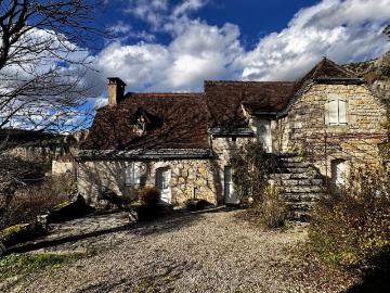 Ensemble Maison + grange 215m2