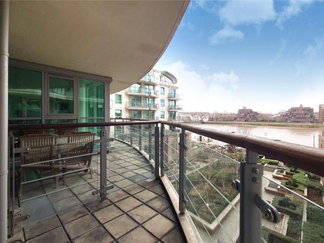 Ensign House, 12 St. George Wharf. 2 bed flat to rent £3,500 pcm £808 pw