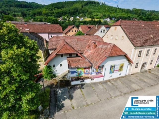 Entwicklungsobjekt im Kerngebiet – Wohnen, Gewerbe und Tourismus in erster Reihe zur Donau