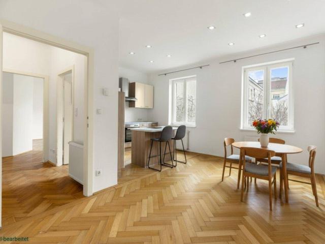Entzückende Wohnung mit tollem Balkon in perfekter Lage!