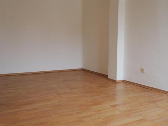Entzückende kleine Wohnung im Zentrum von Raach