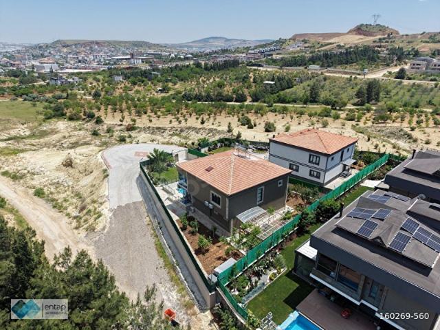 ENTAP'DAN AKTOPRAK'DA SATILIK HERYERE HAKİM TEPEDE VİLLA !
