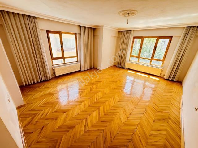 Şentepe Meydanda Katta Bağımsız Kiralık 3+1 Prıme Ofıs'ten