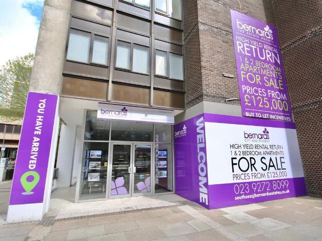 Enterprise House, Isambard Brunel Road PO1, 1 bed flat to rent, £850 pcm | PrimeLocation
