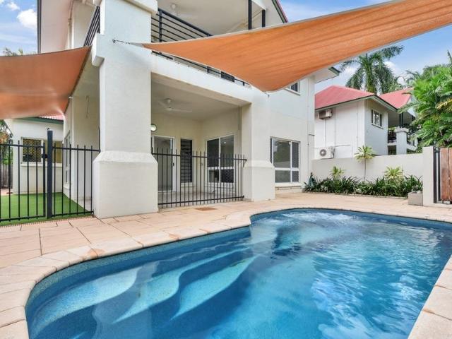 Entertain in Style Large Townhouse with Stunning Pool