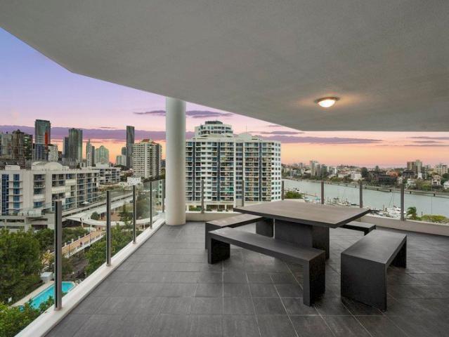 Entertain in Style with Panoramic River & City Views, Direct Lift Access and Sub Penthouse Luxury